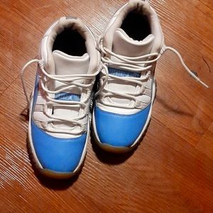 Air Jordan retro 11's